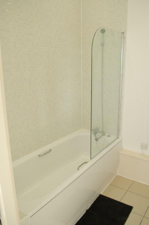 Penthouse In Liverpool City Centre - Free Parking - Balcony - By Happy Days المظهر الخارجي الصورة