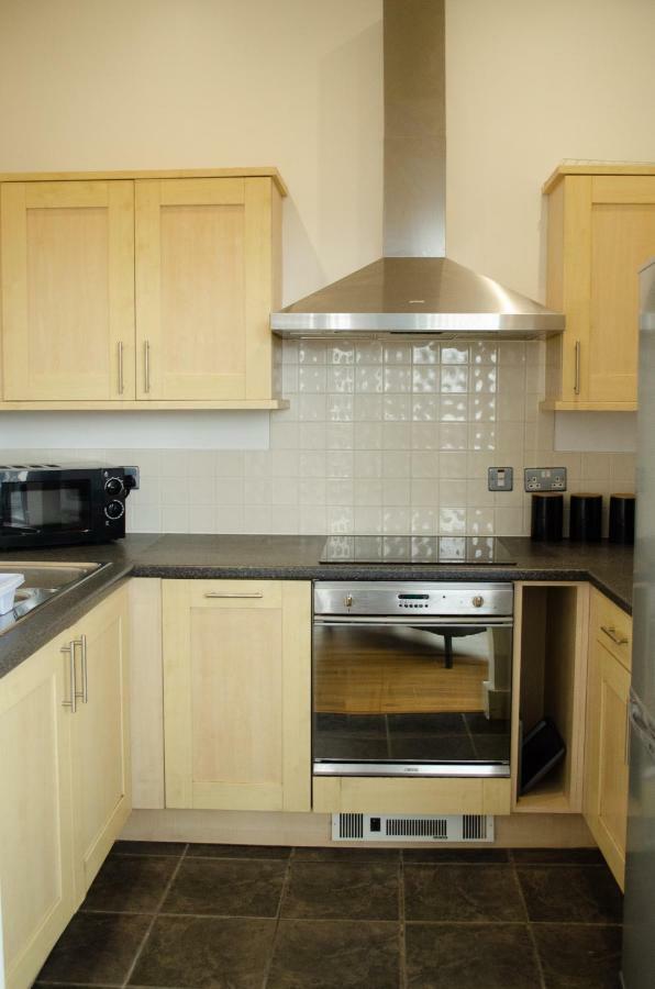 Penthouse In Liverpool City Centre - Free Parking - Balcony - By Happy Days المظهر الخارجي الصورة
